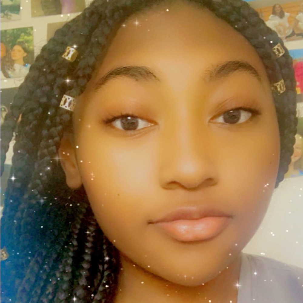 Meet your Posher, Kendra